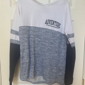Adventure Aquarium Colorblock Long Sleeve Top